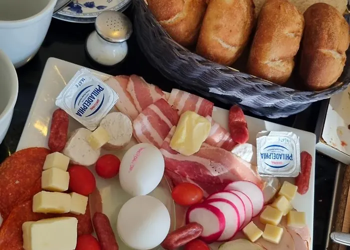 Проживание в семье Chill Area